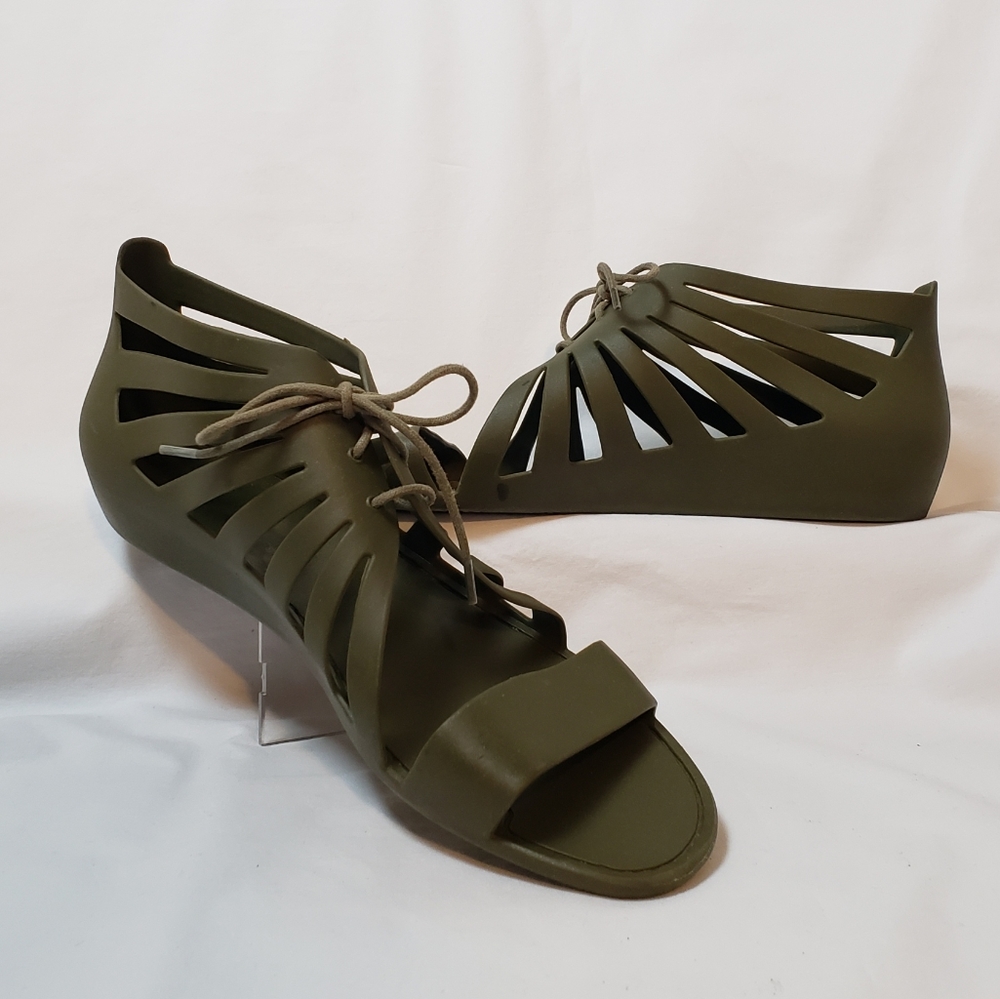 Givenchy - Rubber Cage Gladiator Sandals Sz 40 EU/10 US